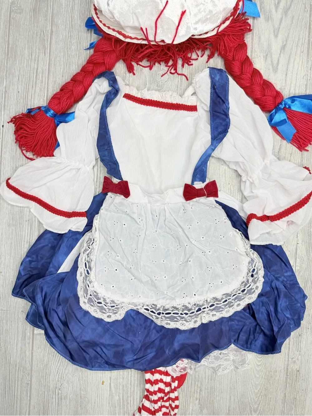 Rubies Rag Doll Girl Halloween Costume for Kids legging , dress and yarn wig sm
